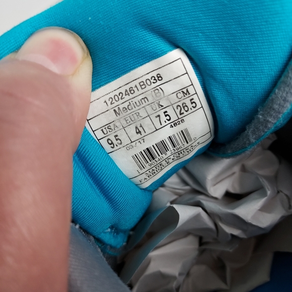 Brooks Ghost 10 running shoes,   women's size 9.5B, teal and grey - Picture 10 of 10